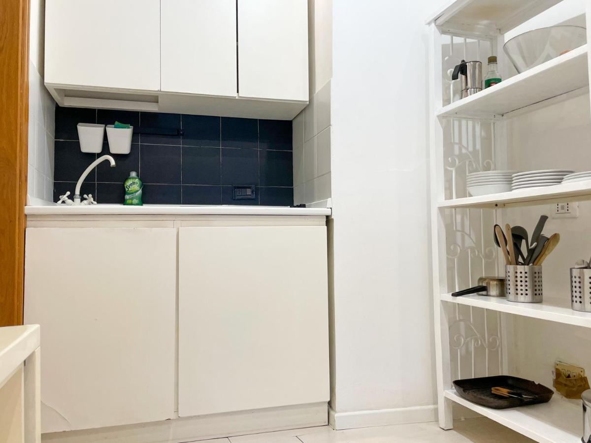 Colosseo 13 Boutique Apartment 로마 외부 사진
